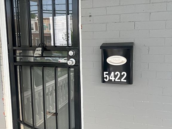 5th image of 5422 Whitby Ave #5422