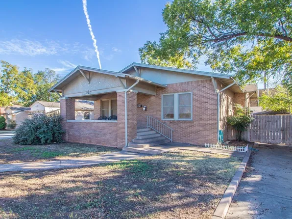 2017 17th St, Lubbock, TX 79401