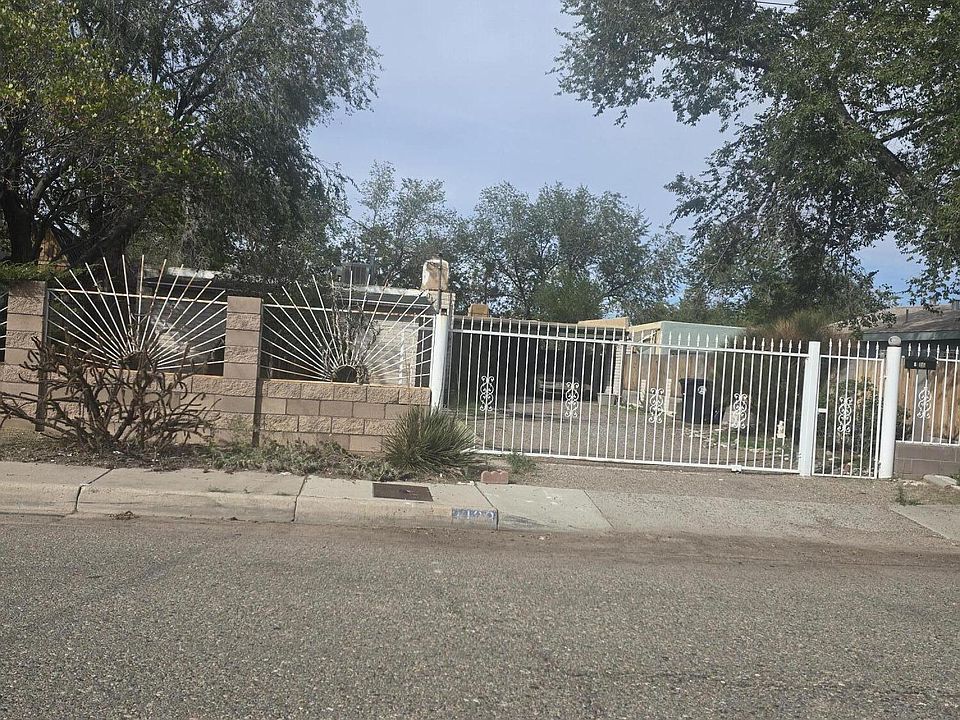 1st image of 1123 Aztec Rd NW