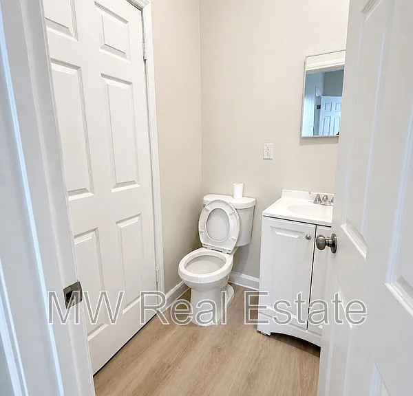 4017 W 28th St #9 — Photo 9