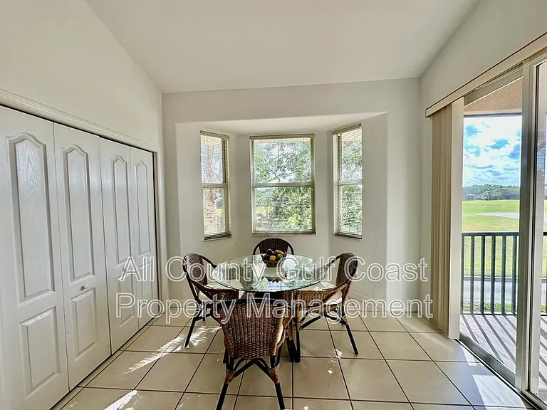 803 Fairwaycove Ln #203 — Photo 6