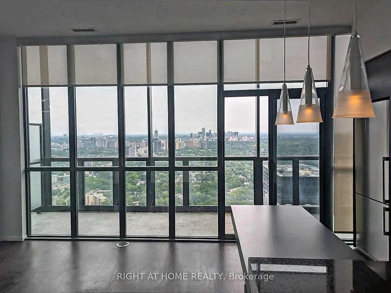 101 Charles St E #4908 — Photo 16