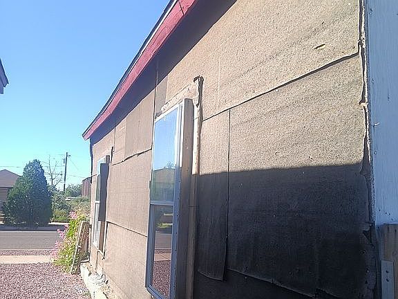 2nd image of 632 E 17th St