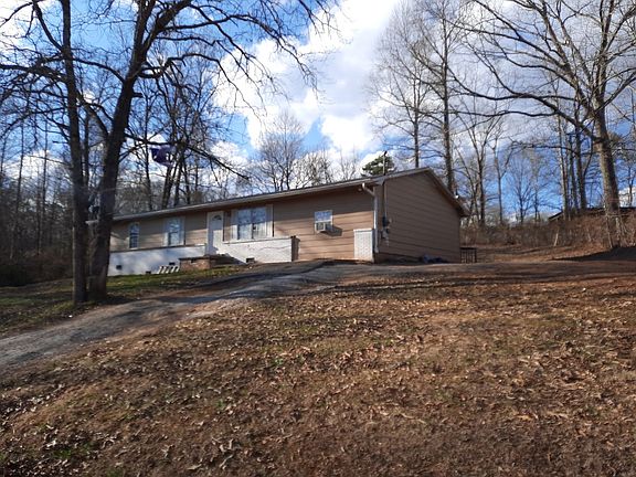 2nd image of 210 Toccoa Cir