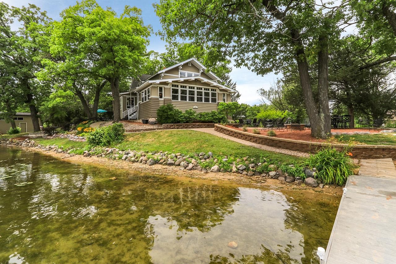N1498 Powers Lake ROAD, Genoa City, WI 53128 | Zillow