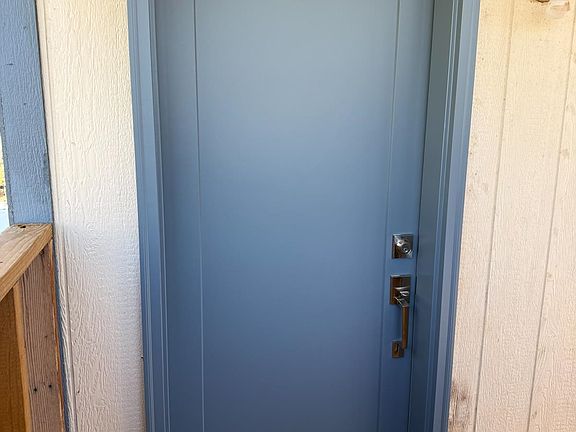 3rd image of 552 Eastview Dr