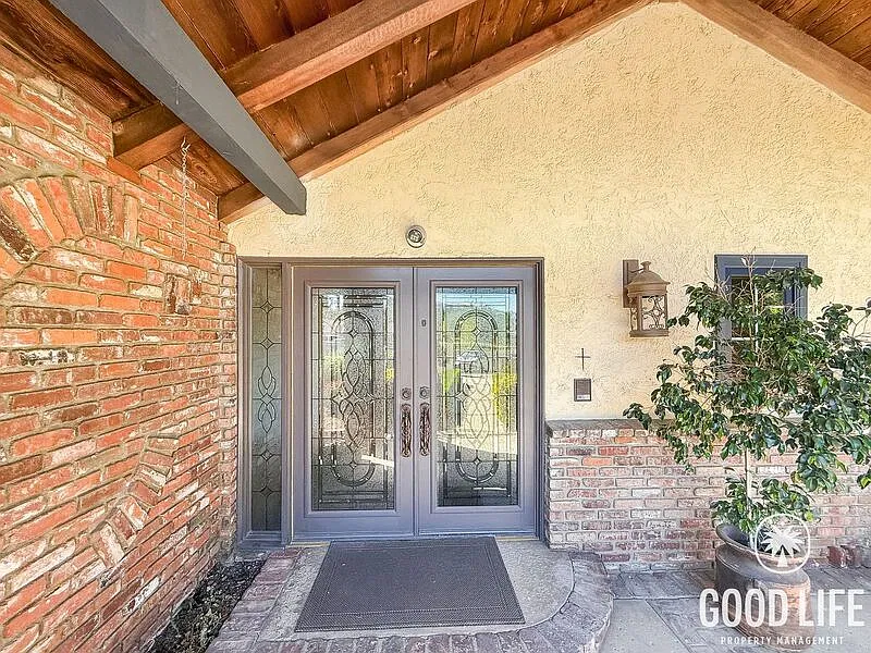 5 bed, 5.5 bath, 3479 sqft, $6,750 — Photo 3