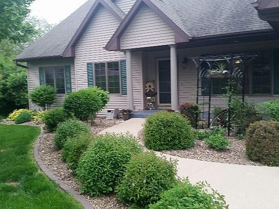 front area with pavers