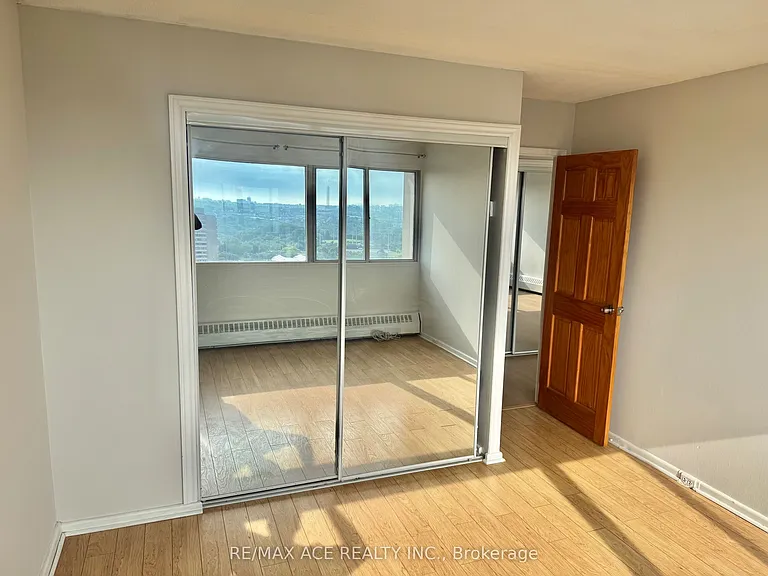 715 Don Mills Rd #2504 — Photo 19