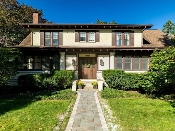 1158 Baldwin Ave, Ann Arbor, MI 48104