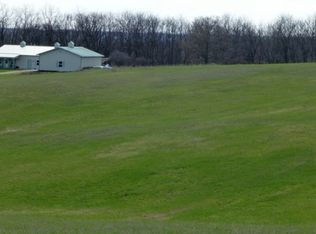 W8932 Buckeye Rd, Blanchardville, WI 53516