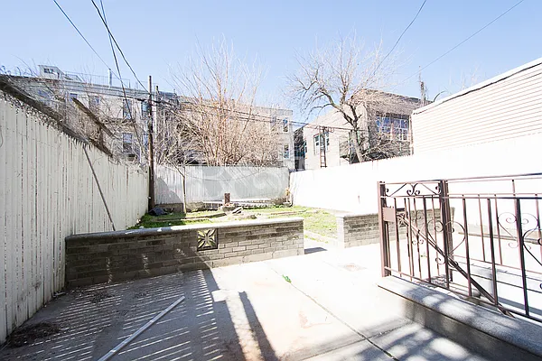 Rented by Brick&Mortar | media 62