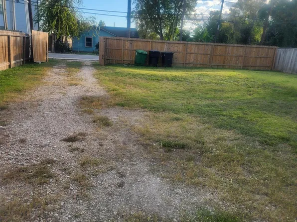 320 Thornton Rd, Houston, TX 77018