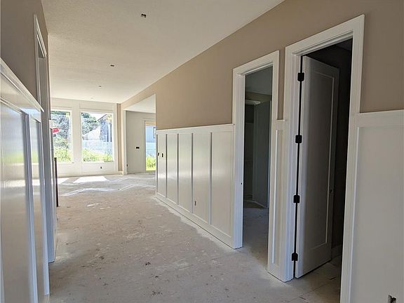 2nd image of 2368 NE Colonnade Ave