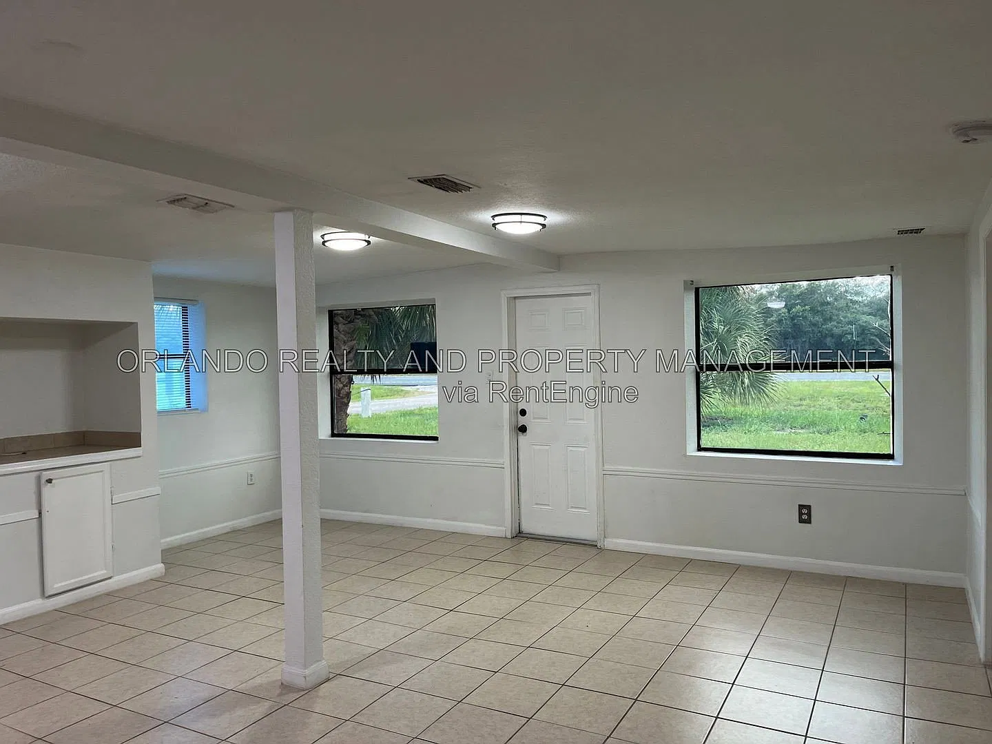 2 bed, 1.0 bath, 1698 sqft, $1,125 — Photo 2