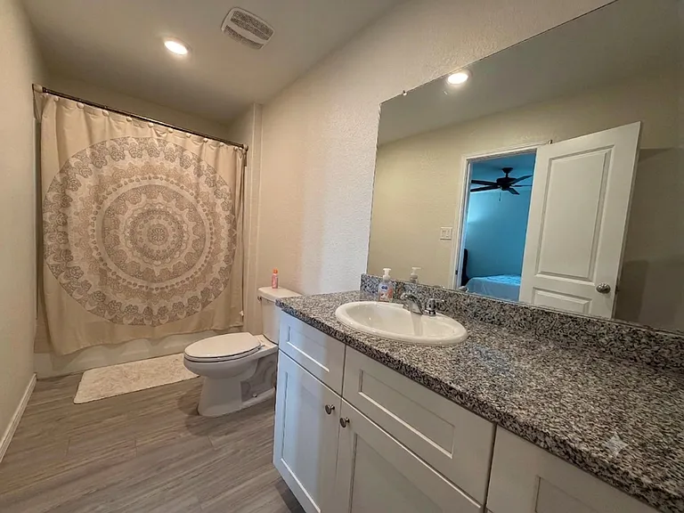 6935 Tides Trl — Photo 18
