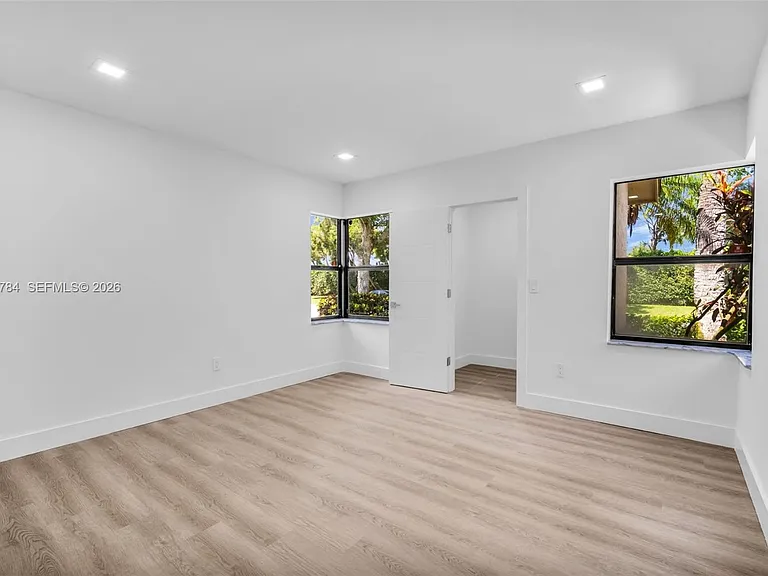 16778 Willow Creek Dr — Photo 19