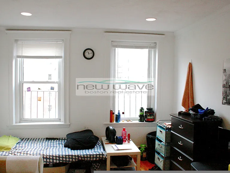 51 Queensberry St #21 — Photo 5