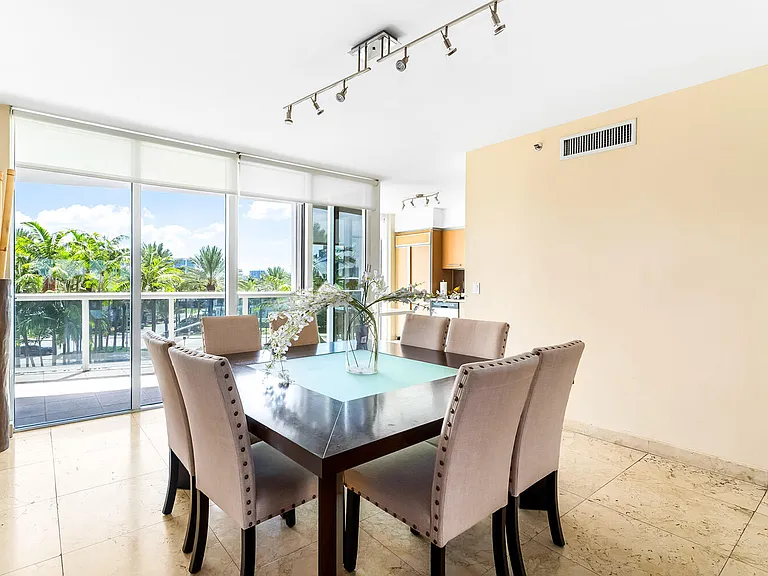 18911 Collins Ave #506 — Photo 25