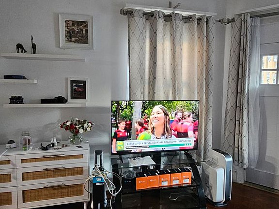 3rd image of 1637 Chapel St #1