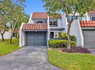 348 Fern Dr #8-1, Fort Lauderdale, FL 33326