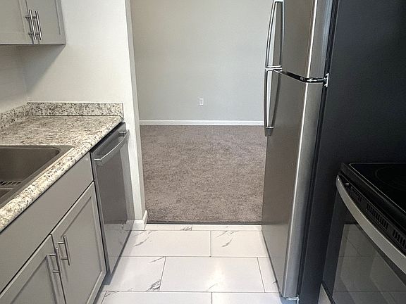 New Beautiful Tile flooring