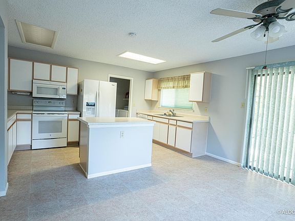 4th image of 4454 Stradford Pl