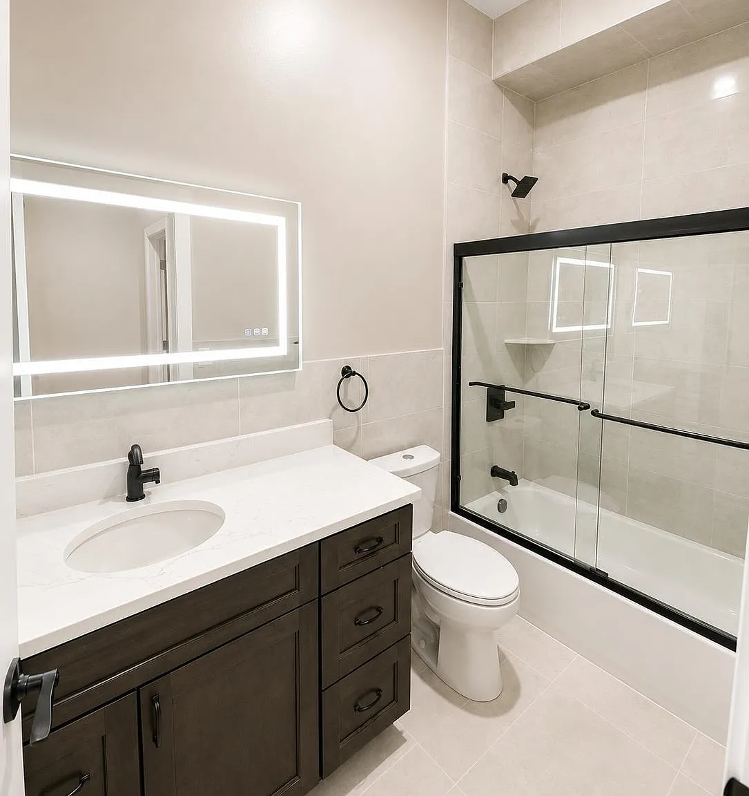 2 bed, 2.0 bath, 1100 sqft, $3,300 — Photo 3