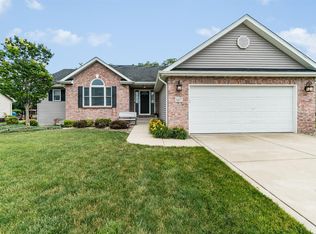 1437 Tate Dr, Schererville, IN 46375