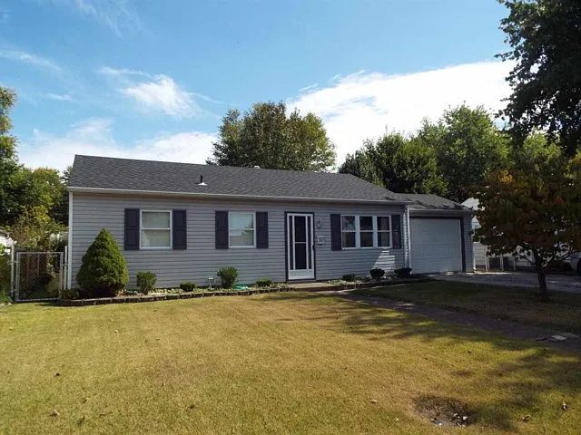 3305 Kensington Ave photo 1