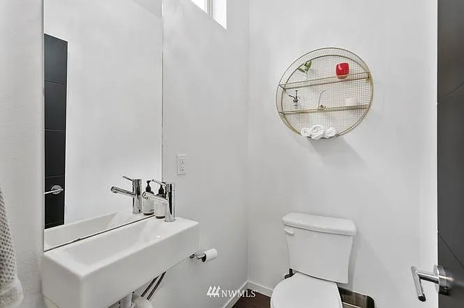1719 NW 64th St #B — Photo 9