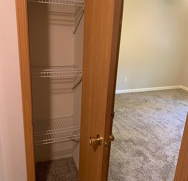 79 Tyler Ter #1 — Photo 11