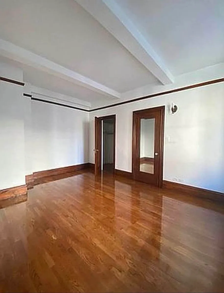 Building Photo - 170 W 74th St #406