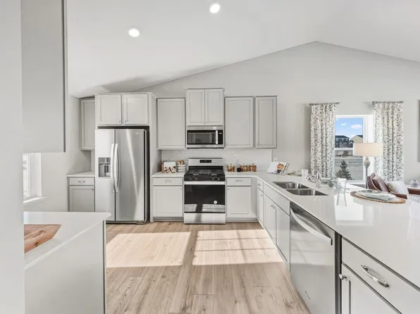 7401 Imperial Way, Elko New Market, MN 55020