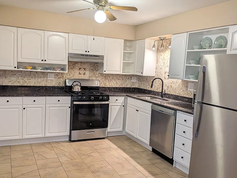 8999 Kennedy Dr #2C — Photo 9