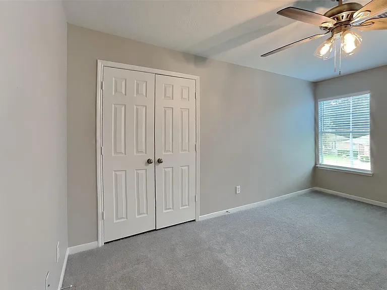 22022 Willow Downs Dr — Photo 12