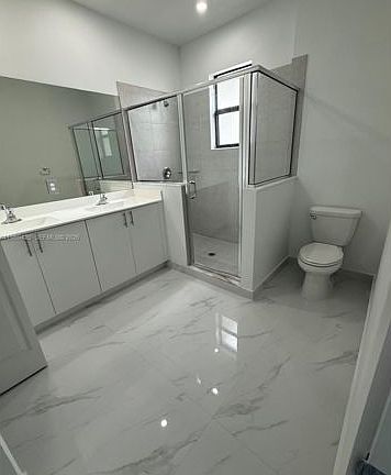 3rd image of 28519 SW 134th Ct
