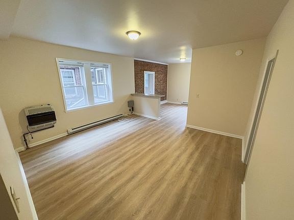 5th image of 428 Liberty St APT 1C