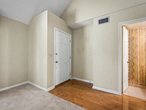 5th image of 2936 OLD ORCHARD Road