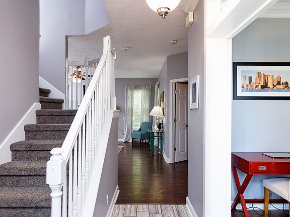 3rd image of 4011 Lenox Ct