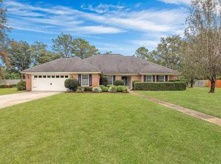 936 Hunters Run Rd, Hinesville, GA 31313