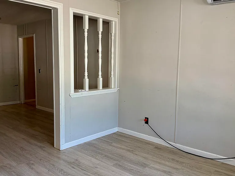 613 N J St — Photo 15
