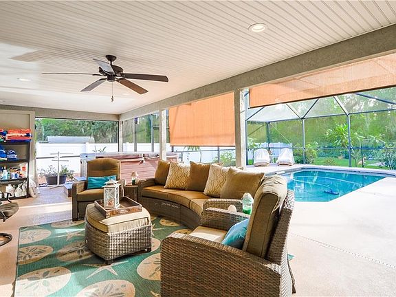 4th image of 704 Coulter Pl