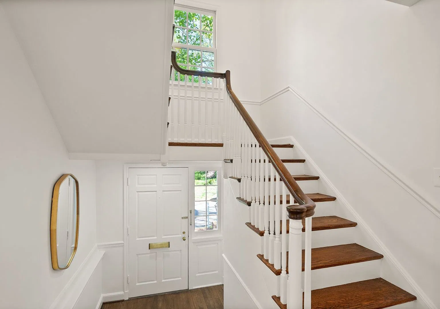 Stately 6BR/7BA Brick Colonial on Fenced 0.2-Acre Lot | Kent, NW DC — Photo 3