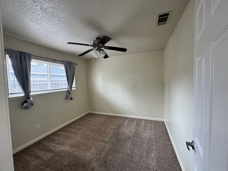 3115 W Santa Ana Ave — Photo 14