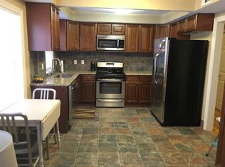 2672 Mayfield Rd, Cleveland, OH 44106