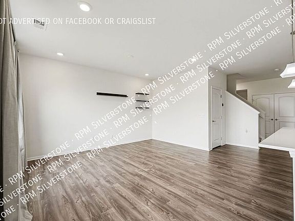 5th image of 8727 Pioneer St