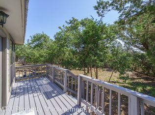 2090 Dara Ln, San Marcos, TX 78666