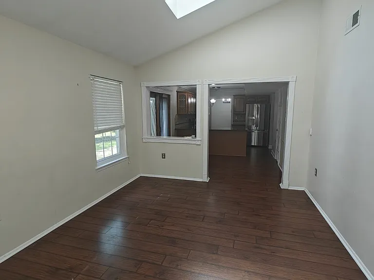 48 Nature Blvd — Photo 14