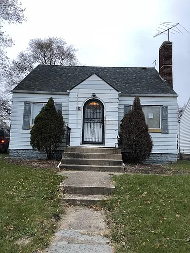 616 W 45th Ave Photo 1